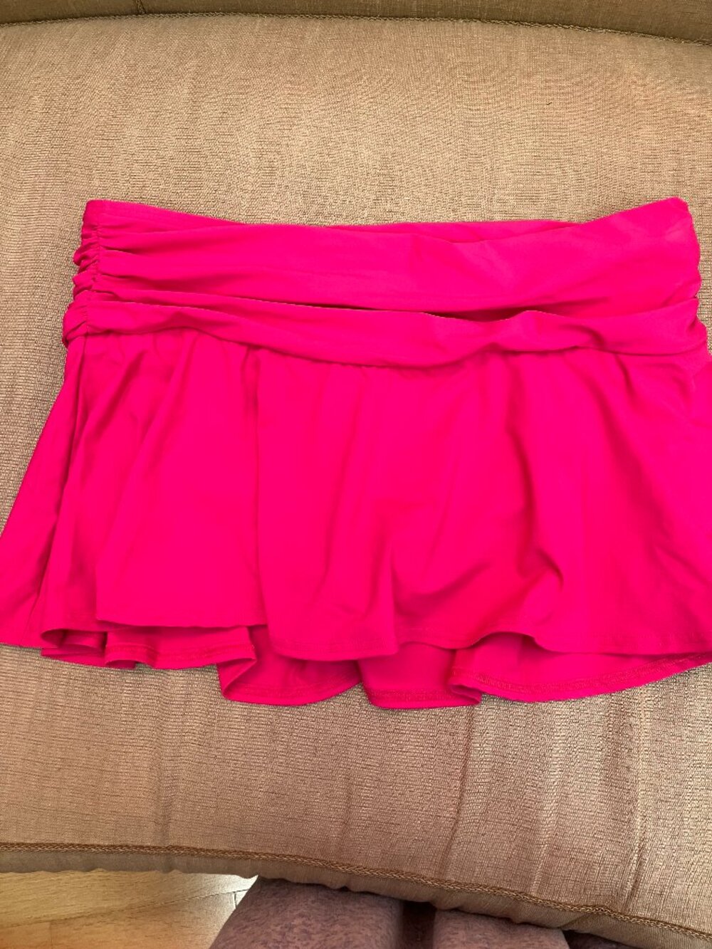 LANDS END Swim Skirt, Hot Pink. Size 16. NWT!!